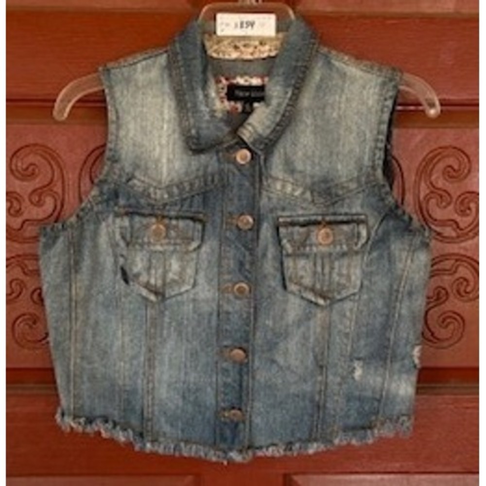 New Look Distressed Denim Vest Floral Trim‎ Frayed Hem Size L